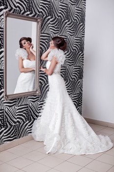 Agnieszka Szmit, Ania Blusiewicz, Suknie ślubne, trendy ślubne, salon sukni ślunych Łomża, Zambrów, makijaż ślubny, fryzjer łomża, makijażystka Łomża, Zambrów, najlepsza makijażystka, dobry fotograf, salon sukni ślubnych w Zambrowie,