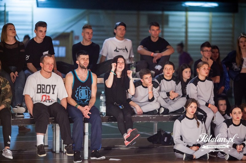 wirujaca strefa lomza, fotograf łomża, marek kisiel, Ogólnopolski Turniej Tańca Młodzieżowego w Łomży, turniej tańca łomża, galeria zdjęć wirująca strefa, warsztaty tańca łomża, batman poping, zolsky hip hop, regi hip hop, studio tańca BK Step,
