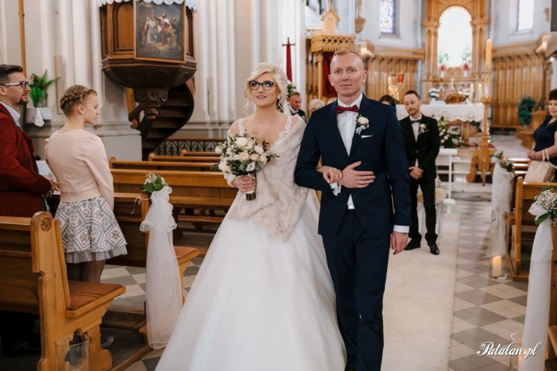 kościół śniadowo, ślub sniadowo, ceremonia ślubna śniadowo, fotograf ślubny zambrów, fotograf zambrow, fotografia slubna lomza 048