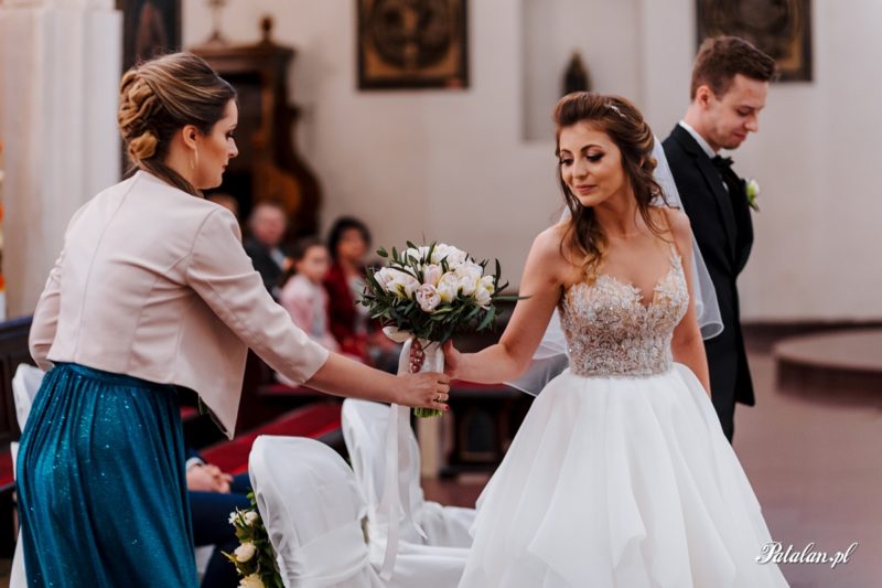 Katedra św. Michała Archanioła w Łomży, katedra łomża, ślub w katedrze łomżyńskiej, ślub łomża, kościół łomża, ceremonia ślubna łomża, fotograf ślubny zambrów, fotograf zambrow