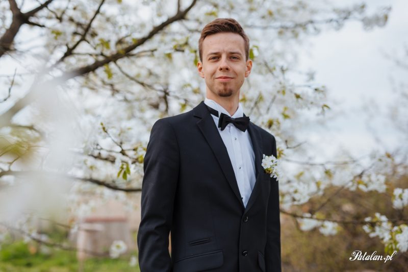 napis LOVE na wesele, świecący napis love miłość, plener ślubny, poślubny plener sesja zdjęciowa ślubna, dekoracja na plenerze ślubnym, plener ślubny łomża, fotograf łomża, fotograf ślubny kolno, fotograf zambrów